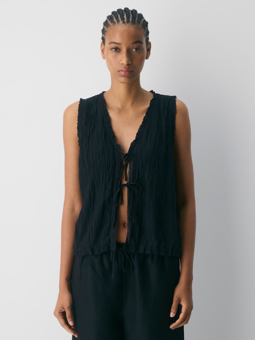 Artizia Sleeveless Tie-Front Boardwalk Top